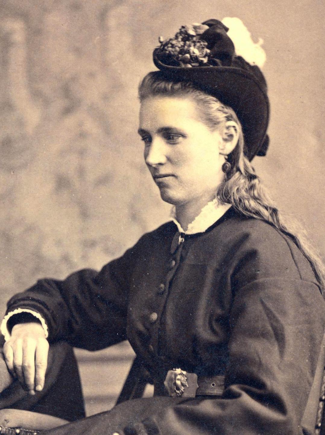 Christena Johnson (1848 - 1912) Profile